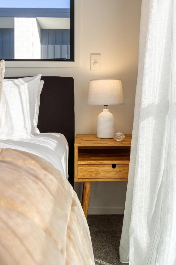 Walk To Riverside Market 4 Bed 4 Bath With Car Park Christchurch Kültér fotó